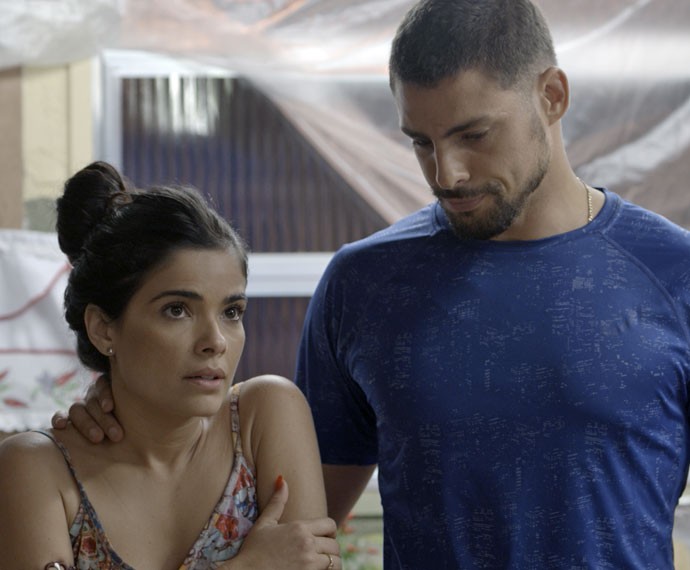 Tóia e Juliano ficam surpresos com sugestão de Romero (Foto: TV Globo)