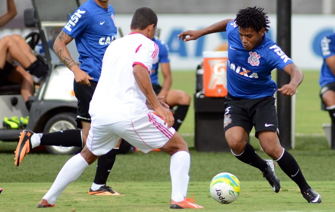 Romarinho, Corinthians x RB Brasil (Foto: Alan Morici/Agência Estado)