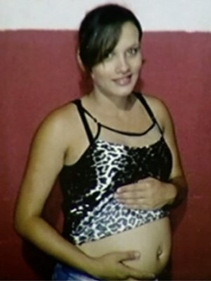 Gestante Isabelle Lasaraline Arantes, de 20 anos, morre com suspeita de dengue em Rio Verde, Goiás (Foto: Reprodução/ TV Anhanguera)