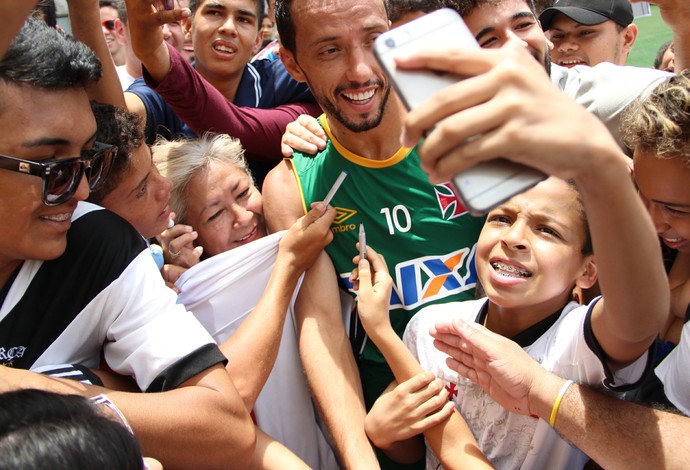 treino do vasco na arena (Foto: Gabriel Mansur)