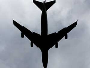 Investigadores querem saber porque o avião pousou em aeroporto a 12km do destino original. (Foto: BBC)