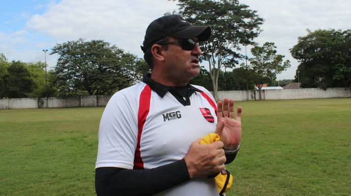 Jorge Pinheiro, técnico do Flamengo-PI (Foto: Abdias Bideh/GloboEsporte.com)