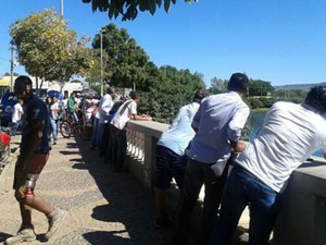Buscas mobilizaram moradores do município de Barreiras (Foto: Site Alô Alô Salomão)