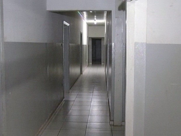 23 menores são atendidos no local (Foto: Reprodução TV TEM)