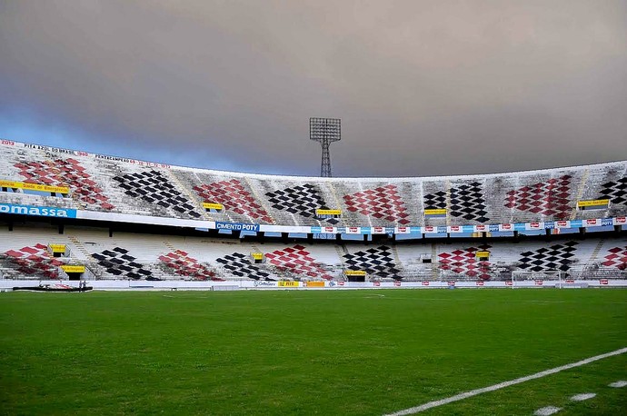 Arruda Santa Cruz (Foto: Aldo Carneiro / Pernambuco Press)