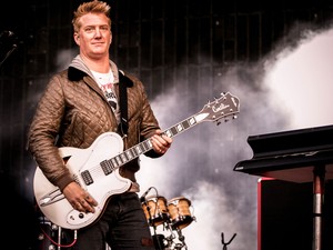 30/05 - O vocalista Josh Homme durante show do Queens of the stone age no Rock in Rio Lisboa (Foto: Divulgação/Rock in Rio Lisboa)