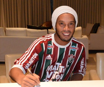 Ronaldinho Peter Siemsen Fluminense (Foto: Alexandre Vidal / Agência FotoBR)