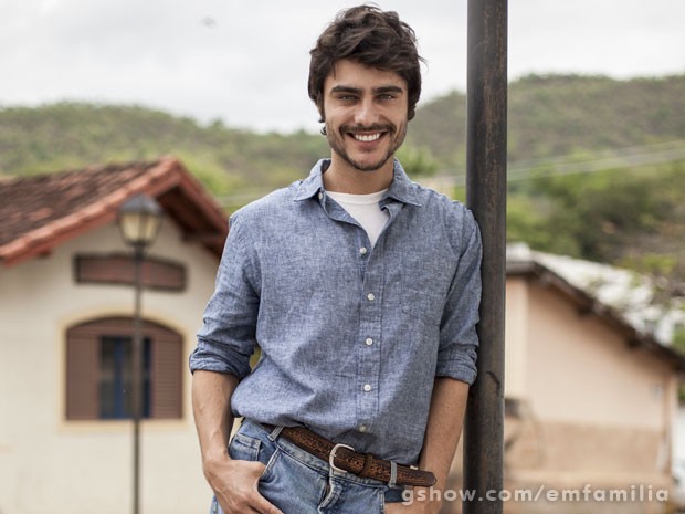Guilherme Leicam será Laerte, na segunda fase de Em Família (Foto: Inácio Moraes / TV Globo) Guilherme Leicam será Laerte, na segunda fase de Em Família (Foto: Inácio Moraes / TV Globo)