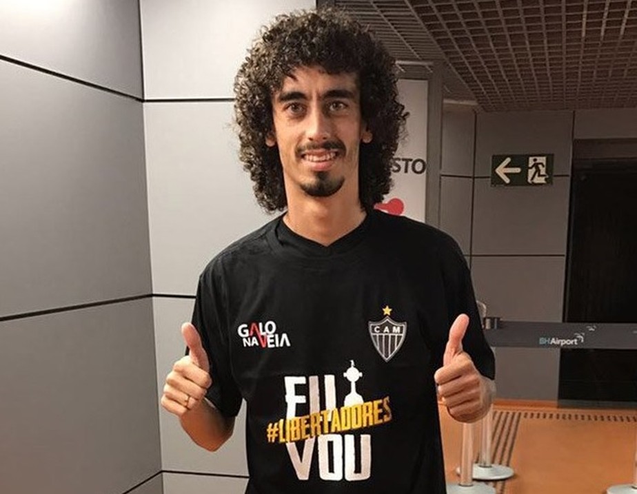 É oficial! Valdívia já está em Belo Horizonte para fazer exames médicos 