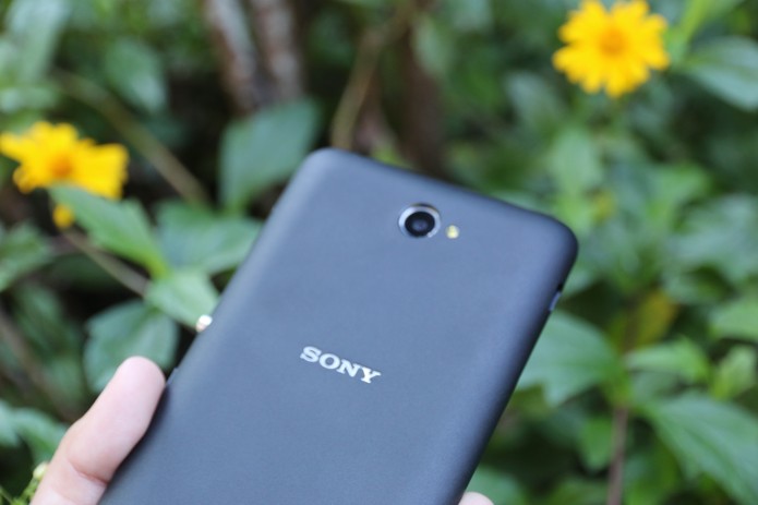 OS 5 megapixels da câmera traseira do Sony Xperia E4 deixam a desejar (Foto: Luana Marfim\TechTudo) OS 5 megapixels da câmera traseira do Sony Xperia E4 deixam a desejar (Foto: Luana Marfim\TechTudo)