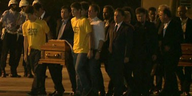 Avião com corpo de Campos e mais 4 vítimas chega a PE (reprodução)