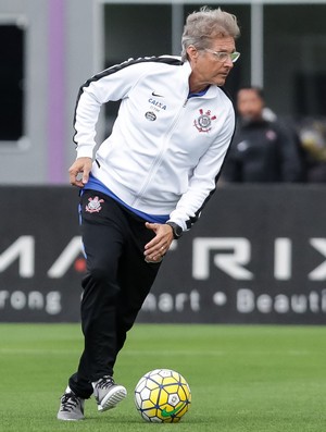 Oswaldo de Oliveira Corinthians (Foto: Daniel Augusto Jr./Agência Corinthians) Oswaldo de Oliveira Corinthians (Foto: Daniel Augusto Jr./Agência Corinthians)
