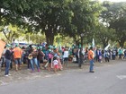 Trabalhadores rurais protestam por reforma agrária em frente à Terracap