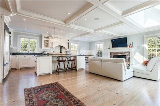 Anne Hathaway compra casa de US $ 2,8 milhões em Connecticut (Foto: Reprodução) Anne Hathaway compra casa de US $ 2,8 milhões em Connecticut (Foto: Reprodução)