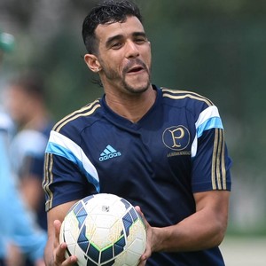 Henrique admite sede para ganhar de rival: 