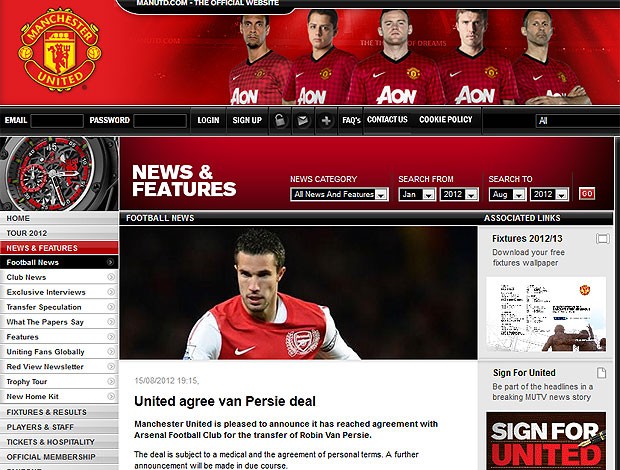 Robin van Persie site do Manchester United contratação (Foto: Reprodução / Site Oficial)