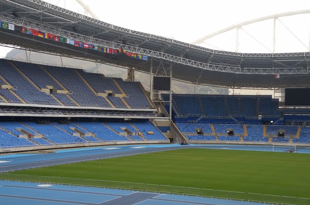 Botafogo pro&iacute;be Flamengo de jogar no Engenh&atilde;o