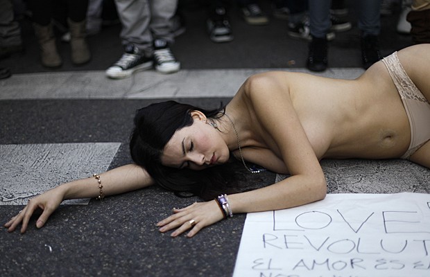 Protesto Madri (Foto: Andrés Kudacki/AP)