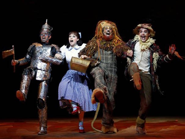 Parte do elenco de 'O Mágico de Oz' (Foto: Guga Melgar)