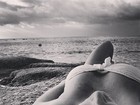 Ludmila Dayer aproveita sol de Bali e mostra curvas de biquíni