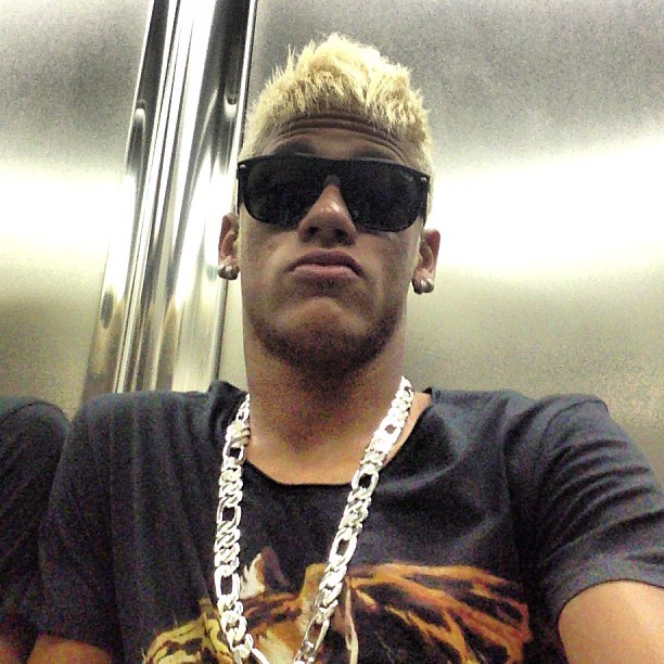 Neymar posta foto 'no estilo' antes do treino (Foto: Reprodução/Instagram)