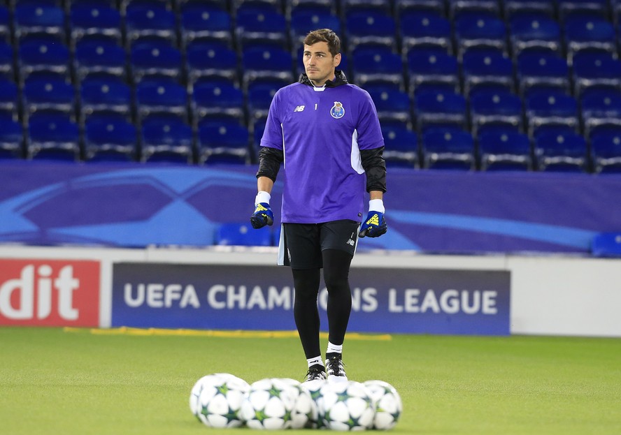 Casillas Afirma Que Sua Conta Foi Hackeada Ap S Tweet Em Que Declarava Ser Gay