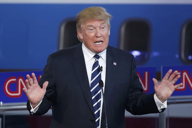 Donald Trump no debate de pré-candidatos do Partido Republicado à presidência dos EUA, feito pela CNN (Foto: Reuters/Lucy Nicholson)