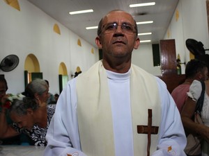 Padre Francinilson Gonçalves (Foto: Ellyo Teixeira/G1)