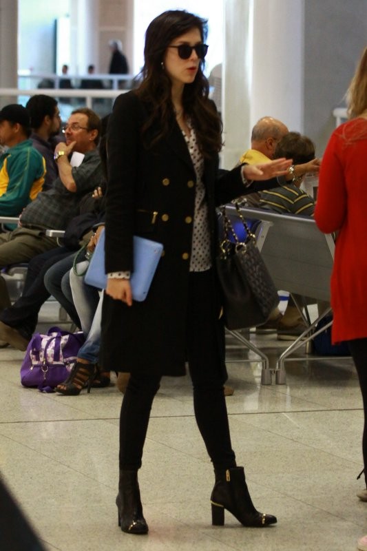 Sophia Abrahão no aeroporto (Foto: Fábio Martins/AgNews)