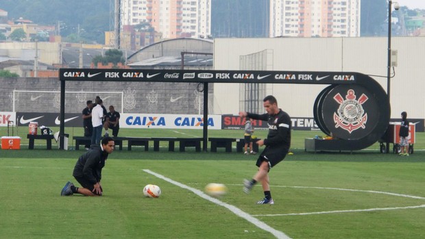 Renato Augusto Corinthians treino (Foto: Diego Ribeiro)