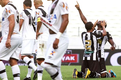 Comemoração do Ceara contra o Vasco (Foto: Reprodução / Site Oficial do Ceara)