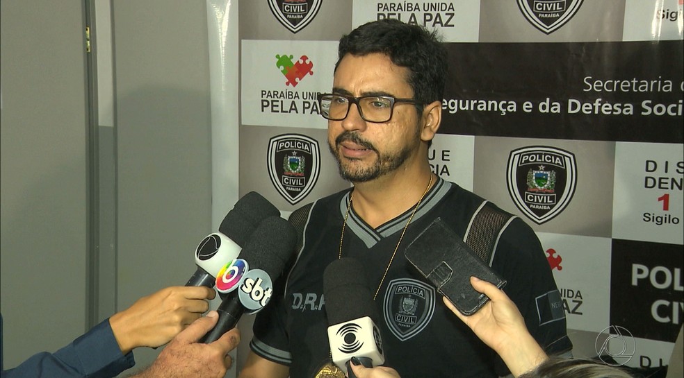 Cristiano Santana, delegado da Polícia Civil, que está à frente do caso (Foto: Reprodução / TV Paraíba)