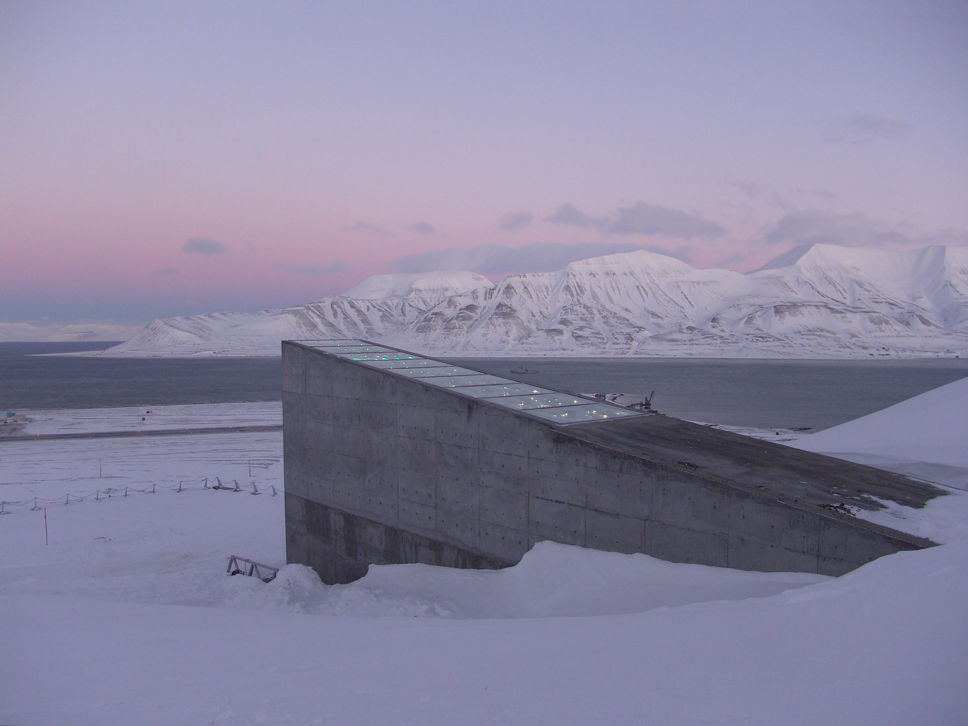 Silo fica no isolado arquipélago de Svalbard, entre a Noruega e o Polo Norte (Foto:  Landbruks- og matdepartementet | flickr | creative commons)