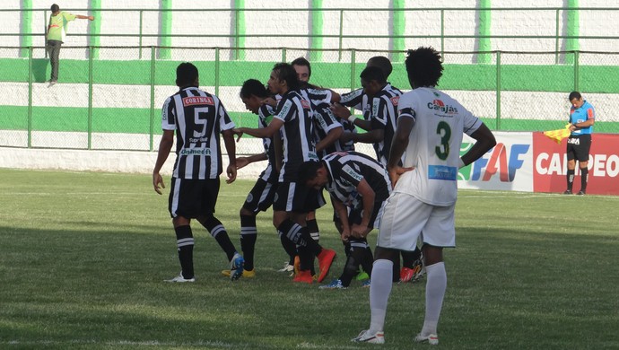 ASA vence o Murici por 2 a 0 (Foto: Leonardo Freire/GloboEsporte.com) ASA vence o Murici por 2 a 0 (Foto: Leonardo Freire/GloboEsporte.com)