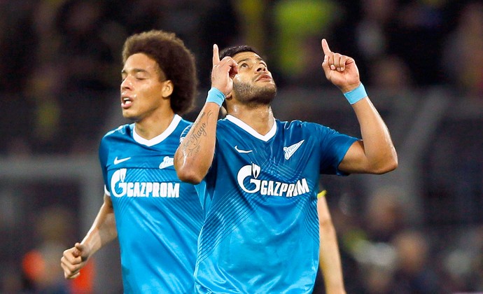 Hulk gol partida Zenit e Borussia Dortmund (Foto: Reuters)