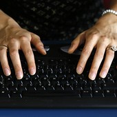 310 mil servidores ainda são vulneráveis a bug (Marko Djurica/Reuters)