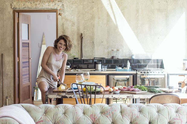 Conheça a nova casa da atriz Bruna Linzmeyer - Casa Vogue