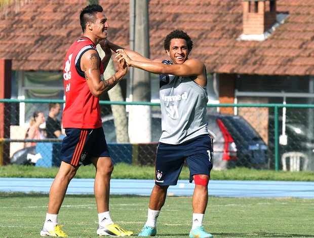 Monzón e Wellington Nem no treino do Fluminense (Foto: Ricardo Ayres / Photocamera)