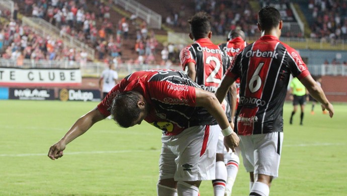 Tiago Luis Joinville (Foto: José Carlos Fornér/JEC)