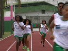 Usain Bolt inspira meninos e meninas da Vila Olímpica da Mangueira 