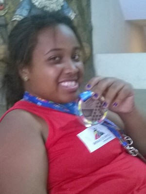 Erika Beatriz para-atleta Adefu Uberaba Paralimpíadas Escolares (Foto: Janaína Pessato/ Arquivo Pessoal)