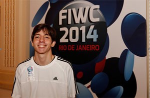 Rafael Fortes é campeão brasileiro de 'Fifa 14' (Foto: Divulgação/FIWC)