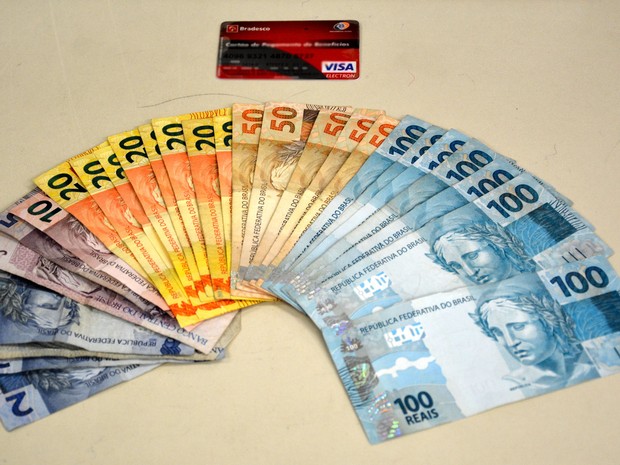 Homem havia sacado a quantia de R$ 1 mil (Foto: Divulgação/ Polícia Federal)