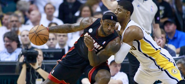 LeBron Miami Heat x Pacers (Foto: Reuters)