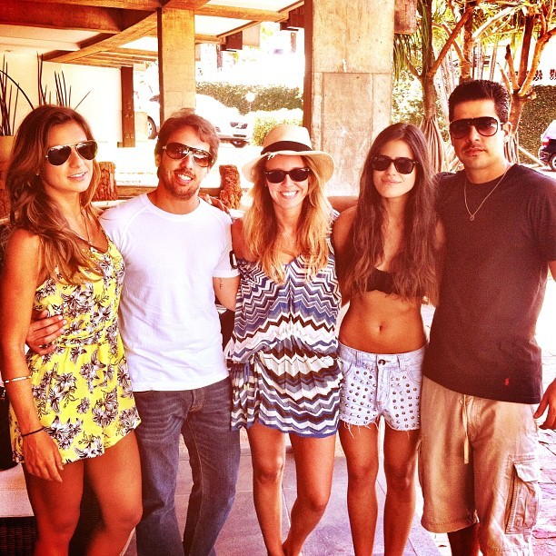 Antonia Morais com primos (Foto: Instagram/ Reprodução)