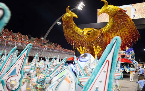 Desfile da Rosas de Ouro