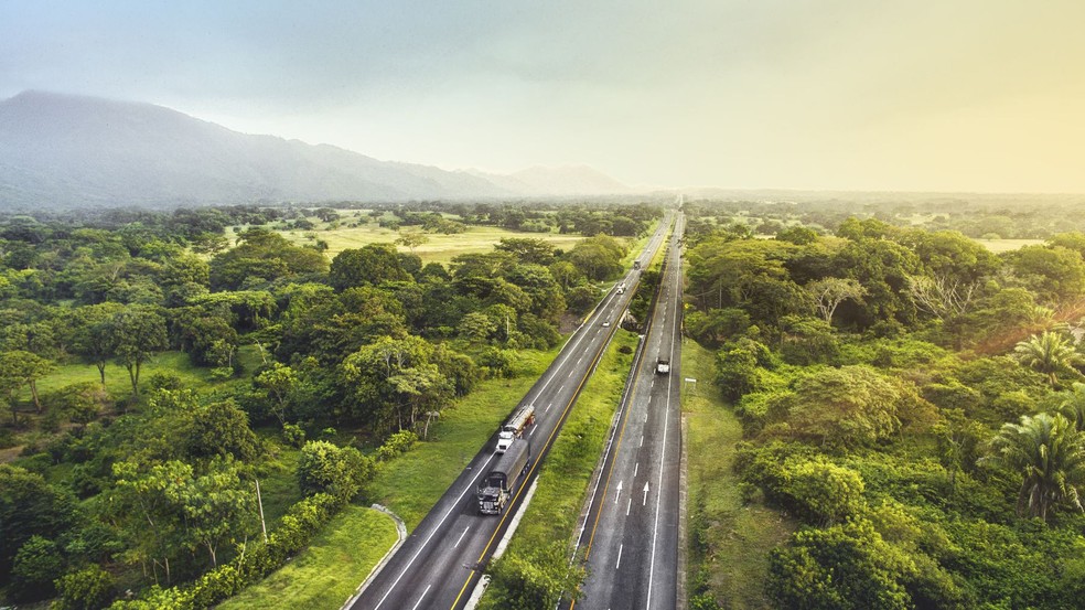 Imagem de divulgação da Odebrecht mostra trecho já duplicado da Rota do Sol II (Foto: Divulgação/Odebrecht)