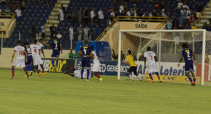 Confiança, Bahia, Batistão, Copa do Nordeste, (Foto: João Áquila / GloboEsporte.com) Confiança, Bahia, Batistão, Copa do Nordeste, (Foto: João Áquila / GloboEsporte.com)