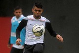 Gabriel reitera desejo de ficar no Santos e torce por renovação Gabriel reitera desejo de ficar no Santos e torce por renovação