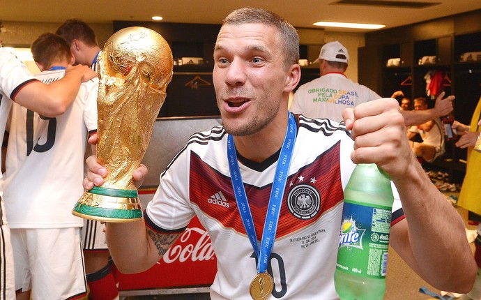 Podolski comemoração vestiário Alemanha (Foto: Getty Images)
